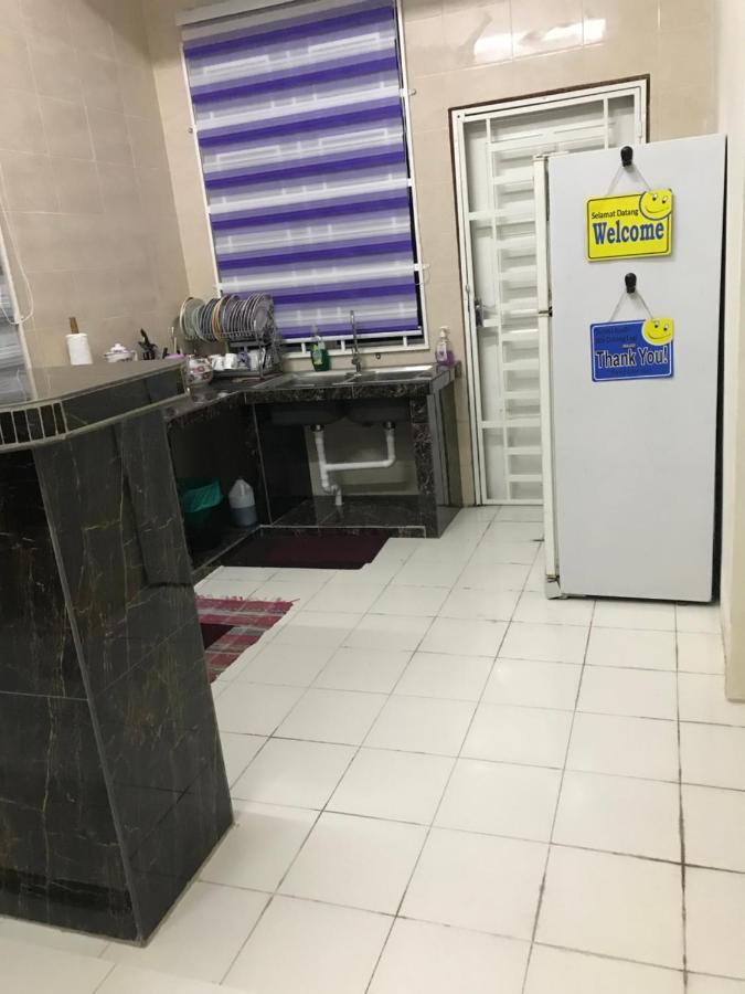 Hj Homestay Kuala Terengganu Buitenkant foto