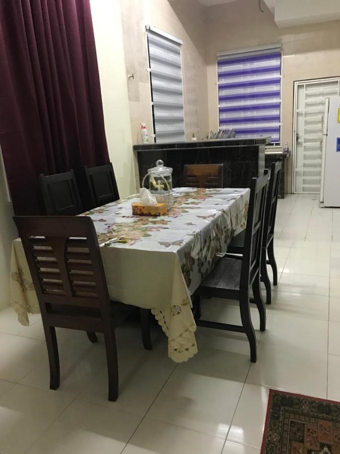 Hj Homestay Kuala Terengganu Buitenkant foto